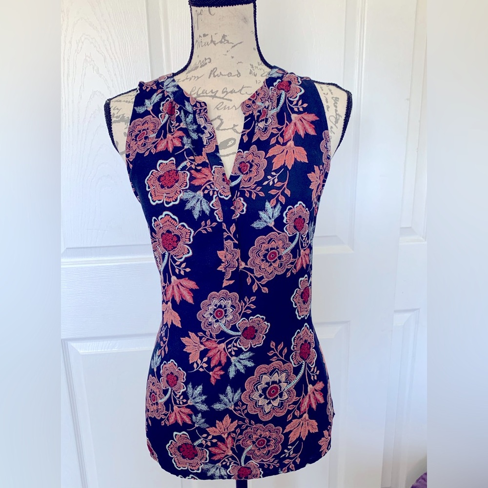 Alice Blue floral tank